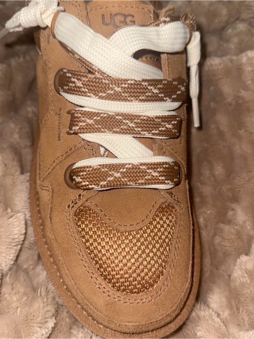 UGG Brown Suede Low mels